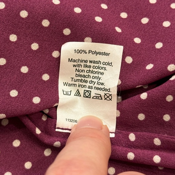 J. Crew Blouse Women Size 12 Purple Polka Dot V-Neck Flutter Cap Sleeve Shirt - Picture 9 of 9